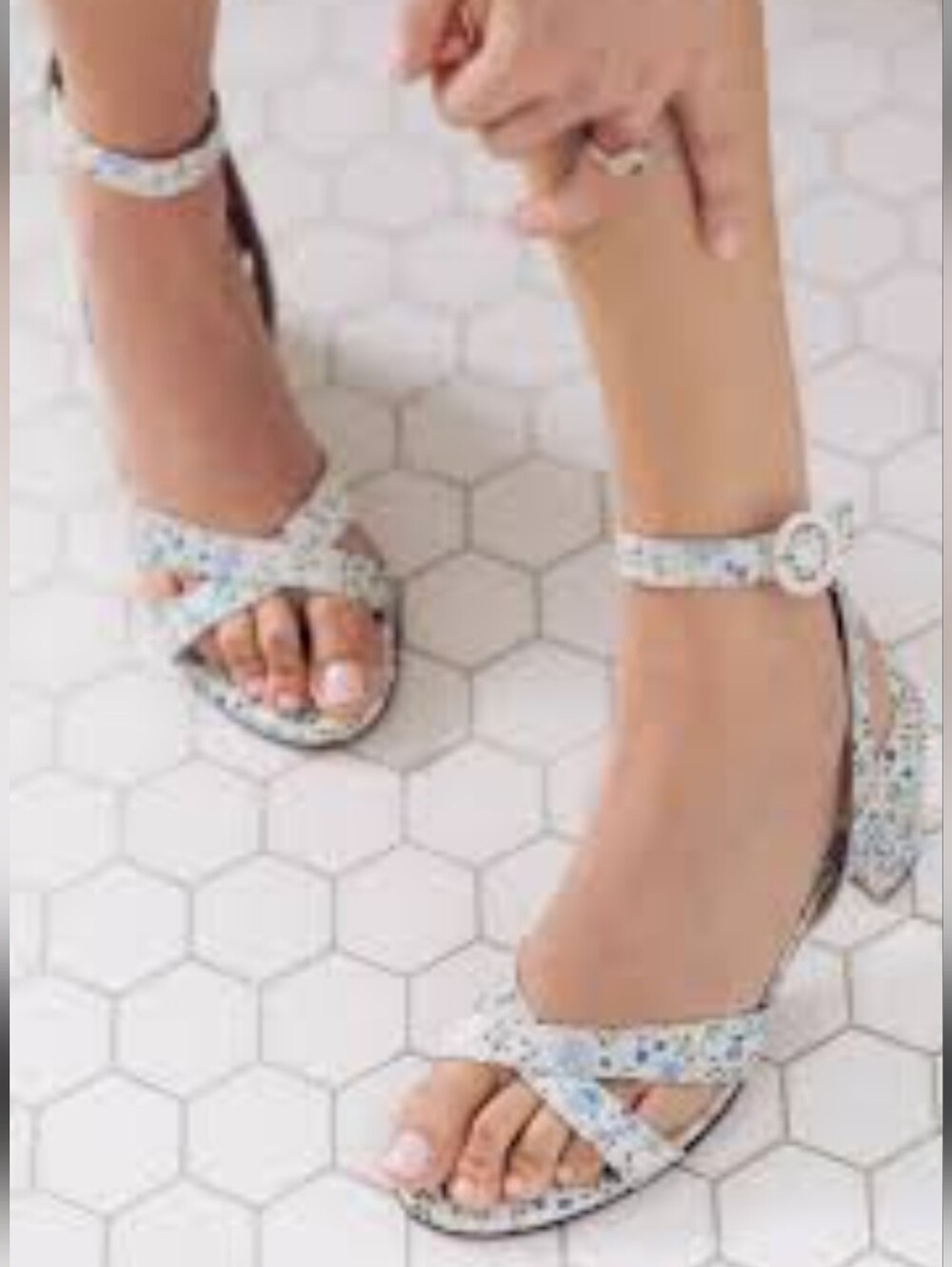 City Sandal from the Margaux for Over The Moon collection Floral Sz 38.5 M